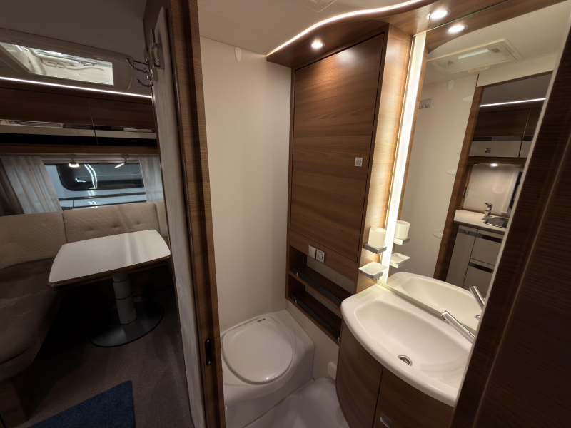 Dethleffs Nomad 530 DR Mover+Luifel+Fiets+Voort  foto: 8