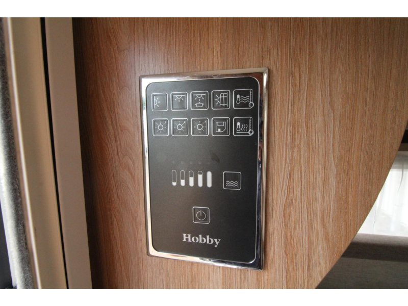 Hobby De Luxe 455 UF Thule 6300 Ultraheat  foto: 21