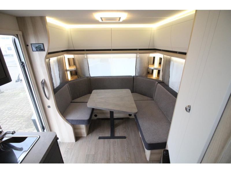 Hobby De Luxe 495 UL Enkele bedden & rondzit!  foto: 9