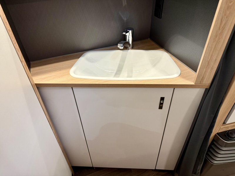 Knaus Sport 450 FU Actiemodel  foto: 8