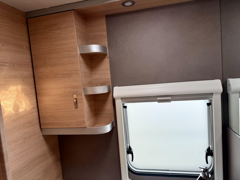 Knaus Sudwind Black Selection 460 EU Airco Actie!  foto: 18