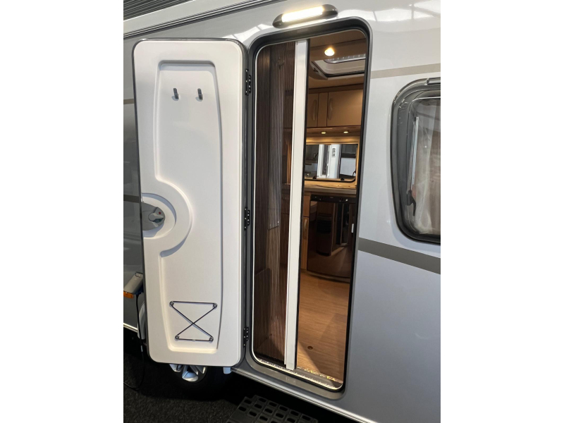 Eriba Nova Light Delight 465 mover, isabella, tent  foto: 19