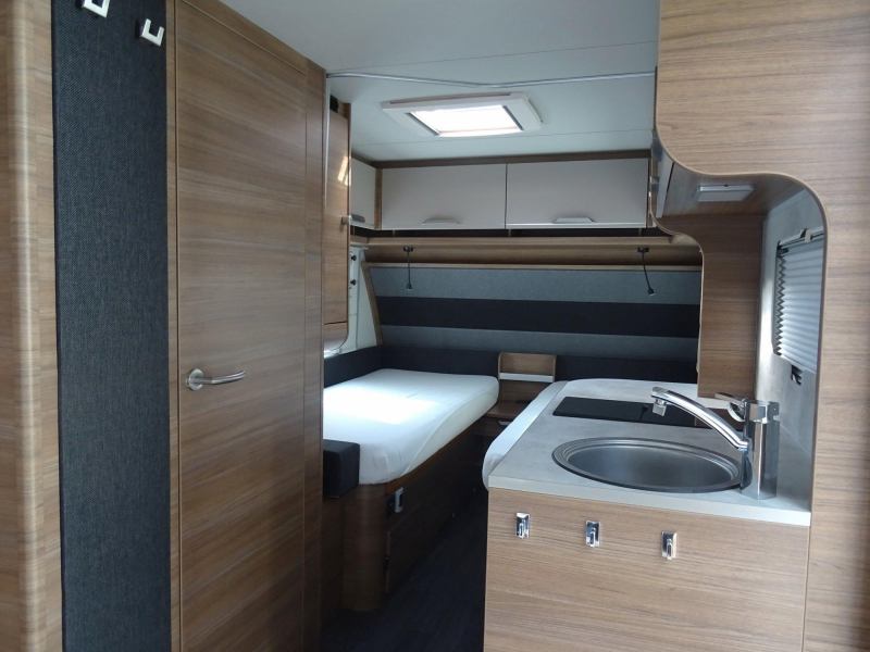 Knaus Sport E-Power Selection 500 EU zeer nette caravan  foto: 4