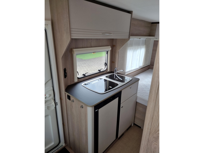 Bürstner Premio Life 480 TL - Enkele bedden -  foto: 7
