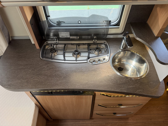 Knaus SUDWIND 460 EU Silverselection foto: 15