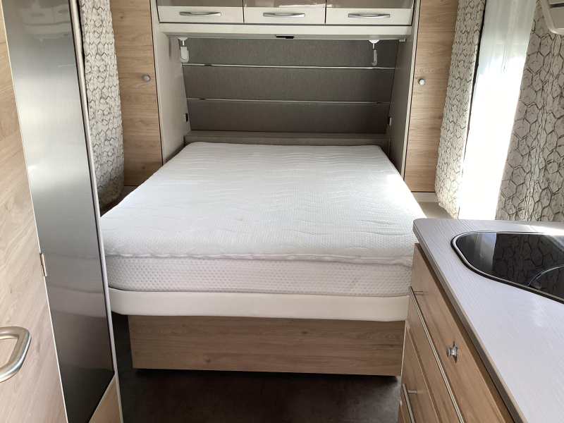 Dethleffs Nomad 530 DR Airco/ luifel  foto: 2
