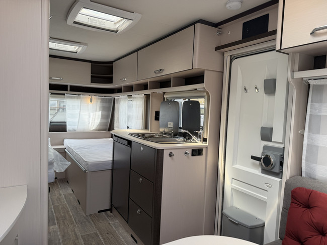 Dethleffs C-GO 475 EL foto: 10