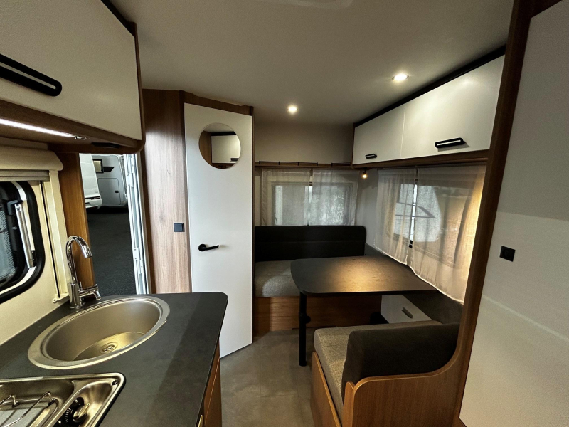 Caravelair Alba 390 stabilisatorkoppeling  foto: 9