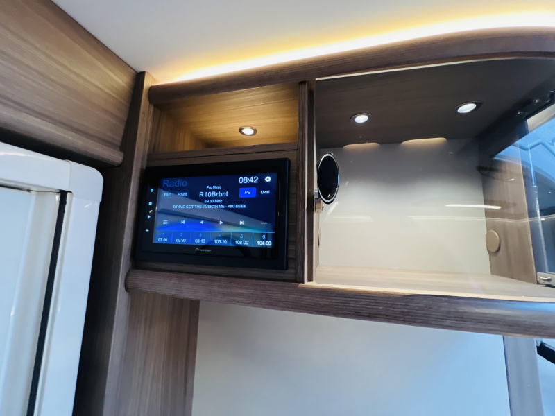 Kabe Royal 560 GLE B2 - KS  foto: 19