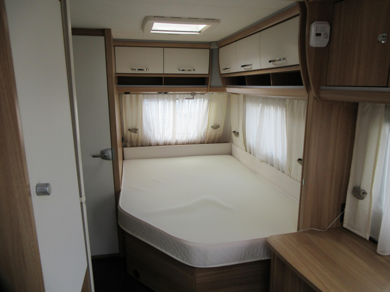 Dethleffs Camper 500 FR MET MOVER, AIRCO, LUIFEL  foto: 5
