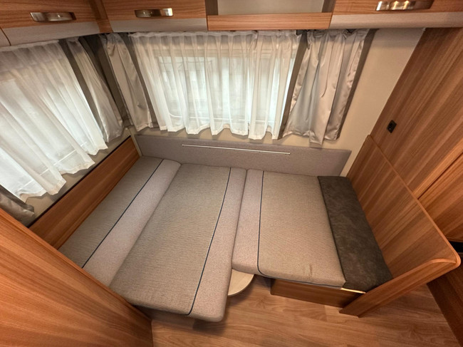 Weinsberg 390 QD CaraOne EDITION (HOT) foto: 7