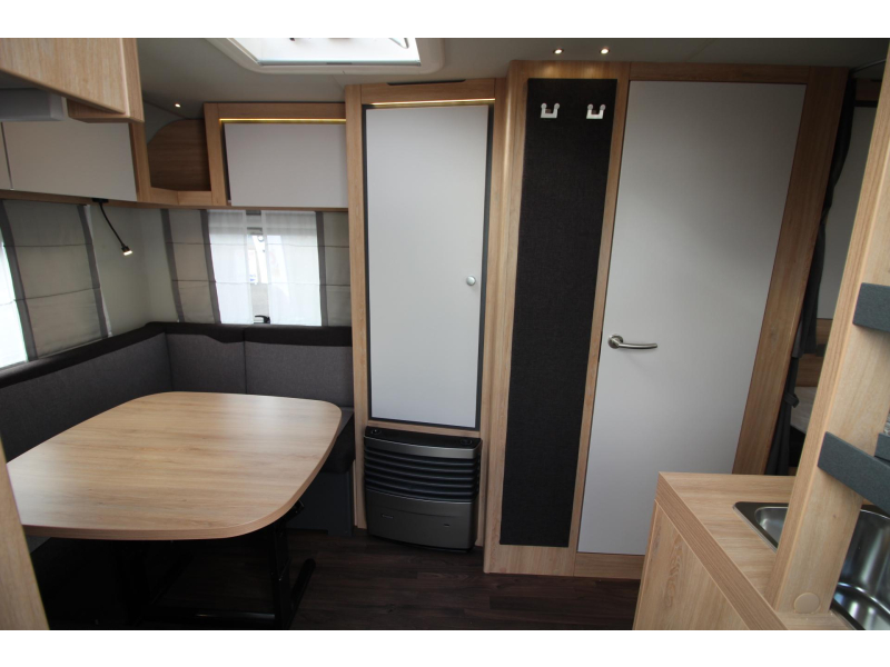 Knaus Sport 500 EU Enkele bedden & rondzit!  foto: 5