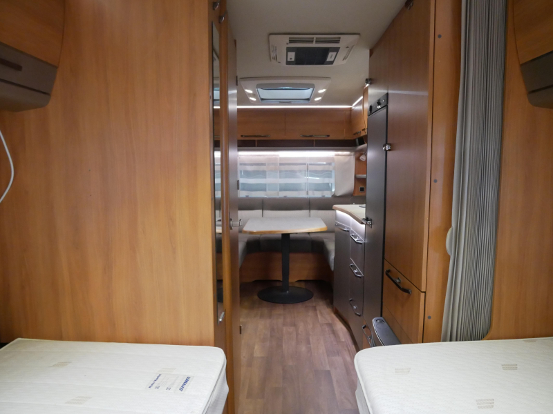 Eriba Nova GL 530 Mover, luifel, airco  foto: 17