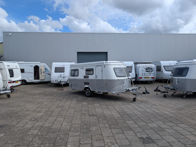 Eriba Touring 542 Urban