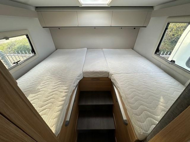 Adria Matrix Axess 650 SL 5-PERSOONS foto: 17