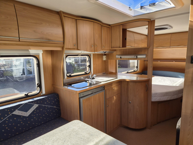 Bürstner Ventana 460 TS Mover-Luifel met voorwand  foto: 8