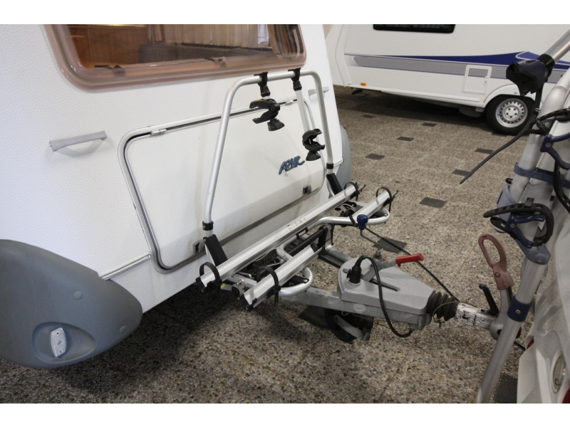 Knaus Azur 450 TF Mover, Voortent, Fietsenr  foto: 20