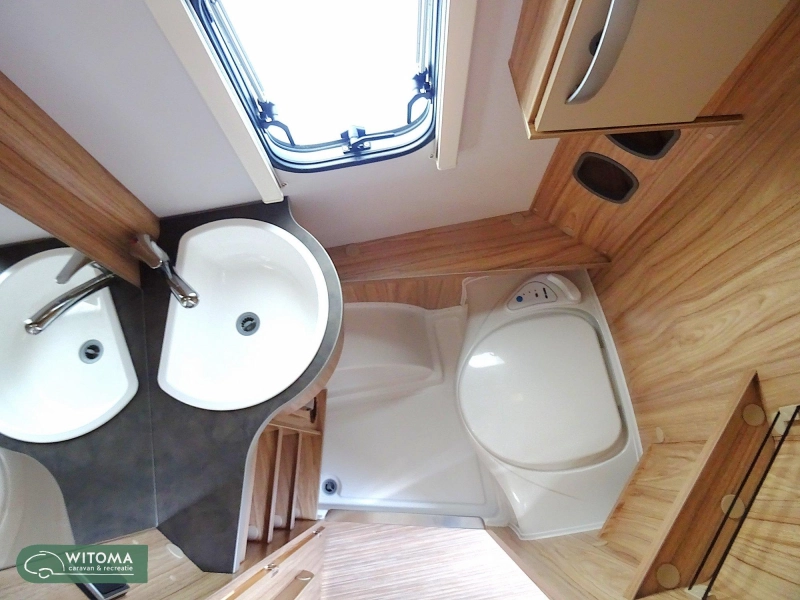 Eriba Nova Light 470 super compleet uitgevoerd  foto: 13