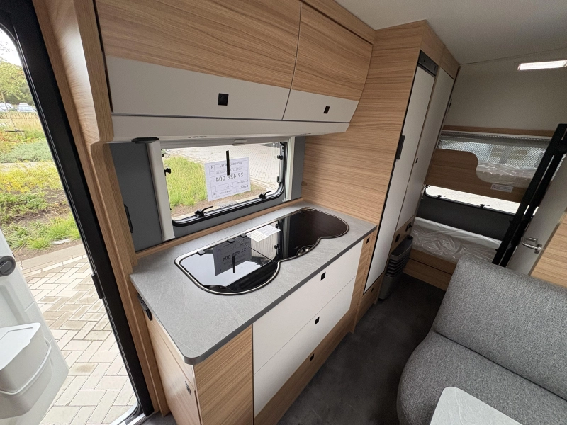Dethleffs Summer Edition 500 QSK stapelbed / dwarsbed  foto: 7