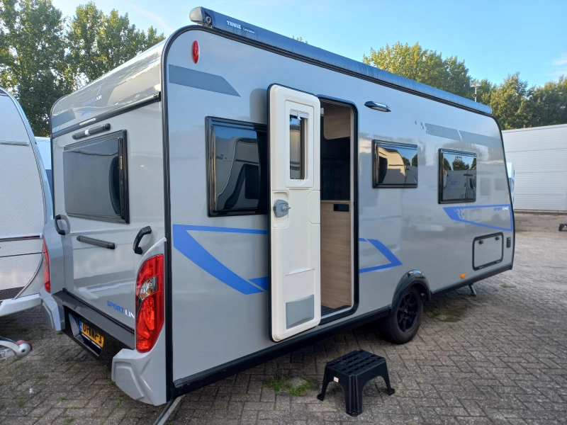 Caravelair Sport Line 480 cassetteluifel - voortent 