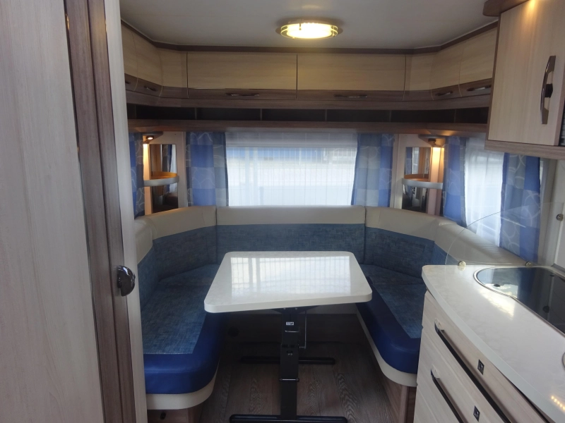 Hobby De Luxe 460 UFE  foto: 14