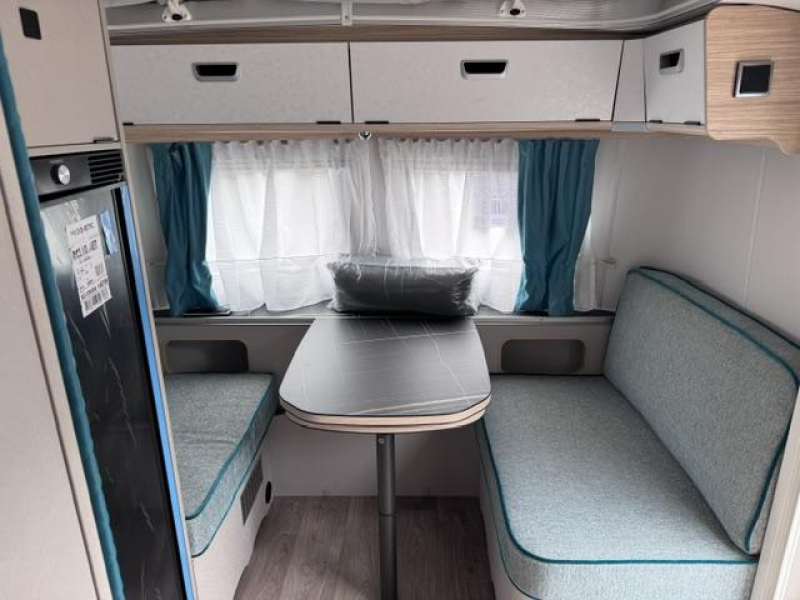 Eriba Touring Urban 642 Pakket Harbour Blue  foto: 3