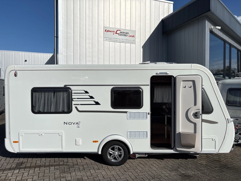 Eriba Nova Light 442 Mover/Unico luifel 