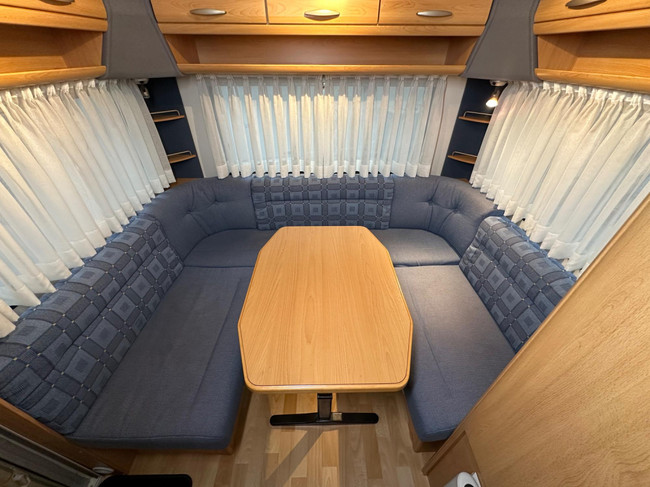 Knaus Südwind 450 TU foto: 6