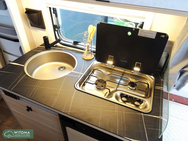 Eriba Touring 530 sale voordeel € 2.550,-  foto: 11