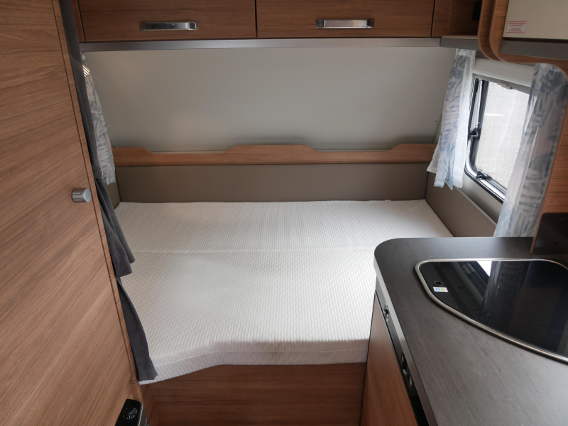 Weinsberg CaraOne 390 QD Incl. voortent  foto: 9