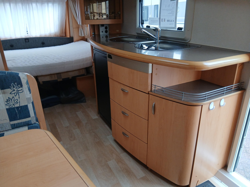 Hobby De luxe Easy 440 SB 