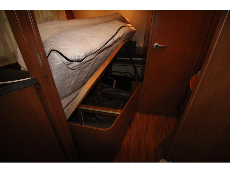 Knaus Sudwind Exclusive 500 FU Thule 6300, VT Isabella  foto: 18