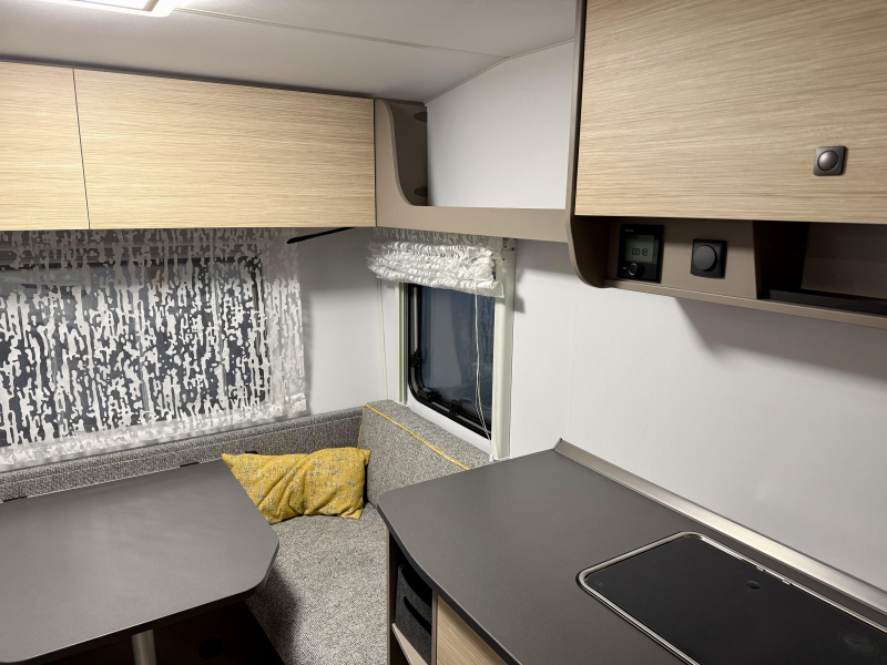 NEXT 380  foto: 13