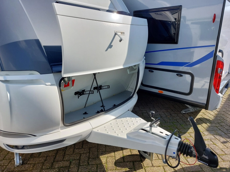Hobby De Luxe 460 UFE Actie: Gratis Mover  foto: 3
