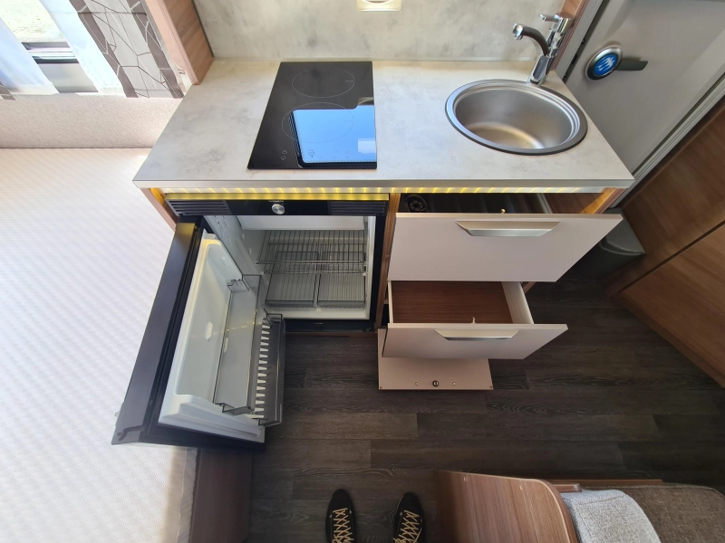 Knaus Sport E-Power Selection 400 QD  foto: 16