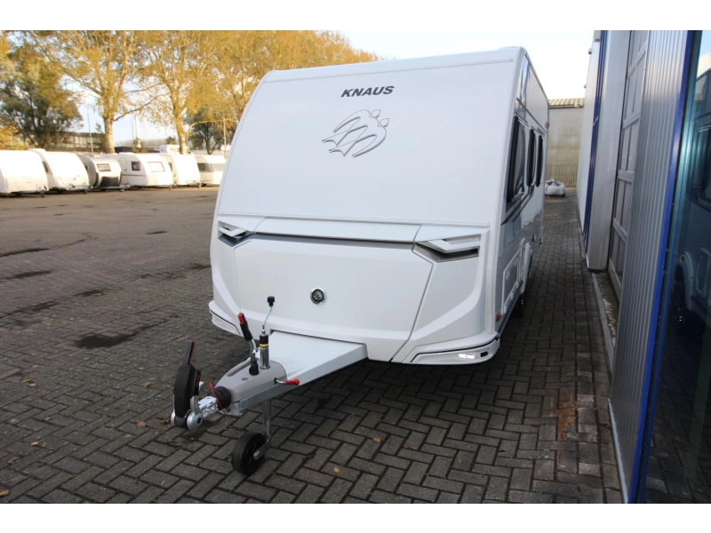 Knaus Sudwind Black Selection 420 QD Dwarsbed & Hoge koelkast! 
