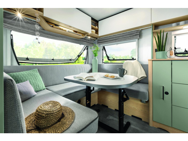 LMC Style 440 D model 2027, fransbed  foto: 4