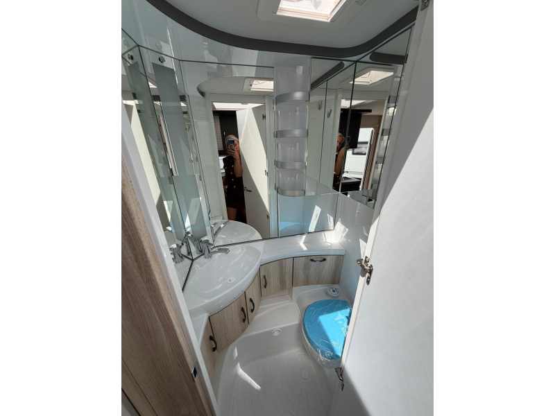 Hobby De Luxe 495 UL MODEL 2027  foto: 11