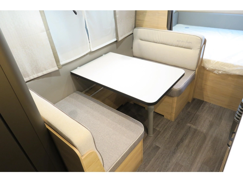 Weinsberg CaraOne Edition HOT 480 QDK Stapelbed vastbed treinz.  foto: 7