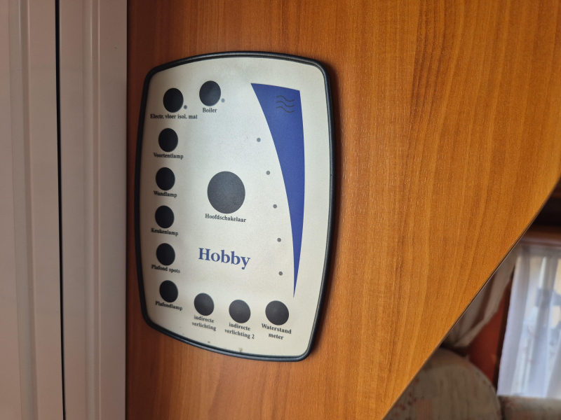 Hobby De Luxe 450 UF  foto: 10