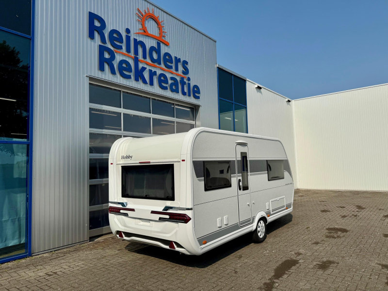 Hobby Excellent Edition 460 UFE Frans bed & rondzit! 