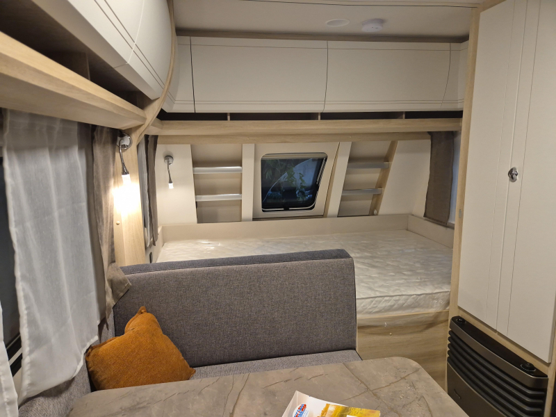 Hobby De Luxe 490 KMF  foto: 6