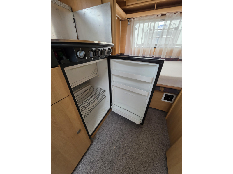 Dethleffs Camper 430 DB  foto: 8