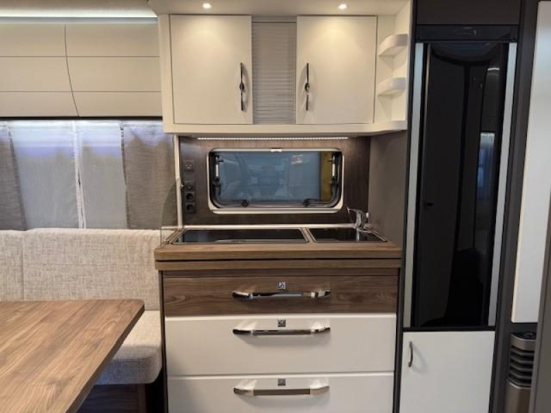 Hobby Excellent Edition 540 UL 1800 kg/ Bedverbreding/RW  foto: 11
