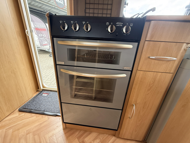 Lunar Quasar 524 Luxe, Stapelbed enk bed  foto: 7