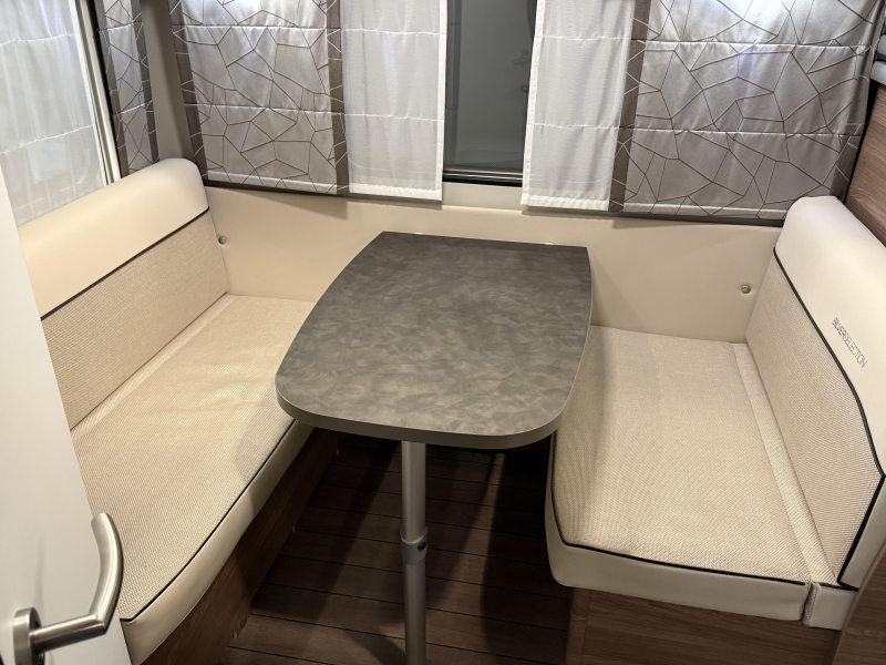 Knaus Sport 400 QD VASTBED MOVER LUIFEL(TOP)  foto: 6