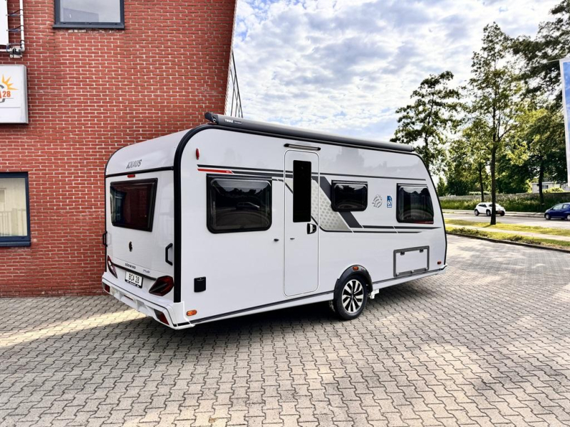 Knaus Sudwind Black Selection 460 EU Red Edition  foto: 11