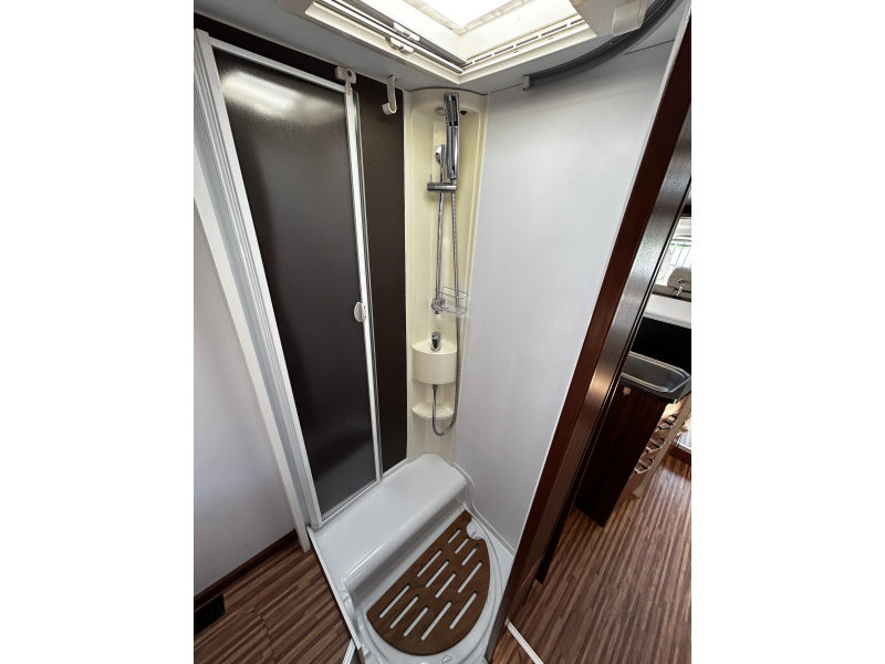 Adria Coral S 690 SC Queensbed/Euro5/2015/7.3m  foto: 13