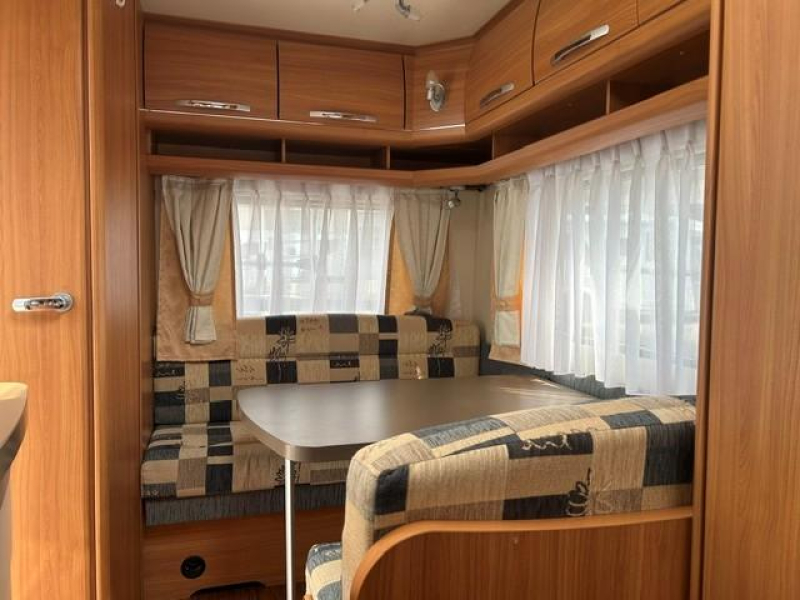 Hobby De luxe Easy 400 SF MOVER+VOORTENT+FIETSENDRA  foto: 4