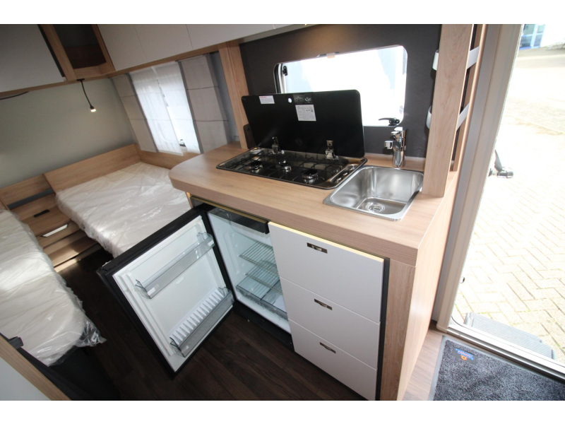 Knaus Sport 500 EU Enkele bedden & rondzit!  foto: 11